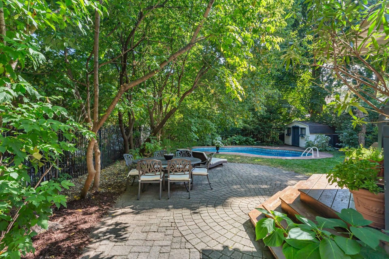 Photo — 108 Av. Kenaston, Mont-Royal