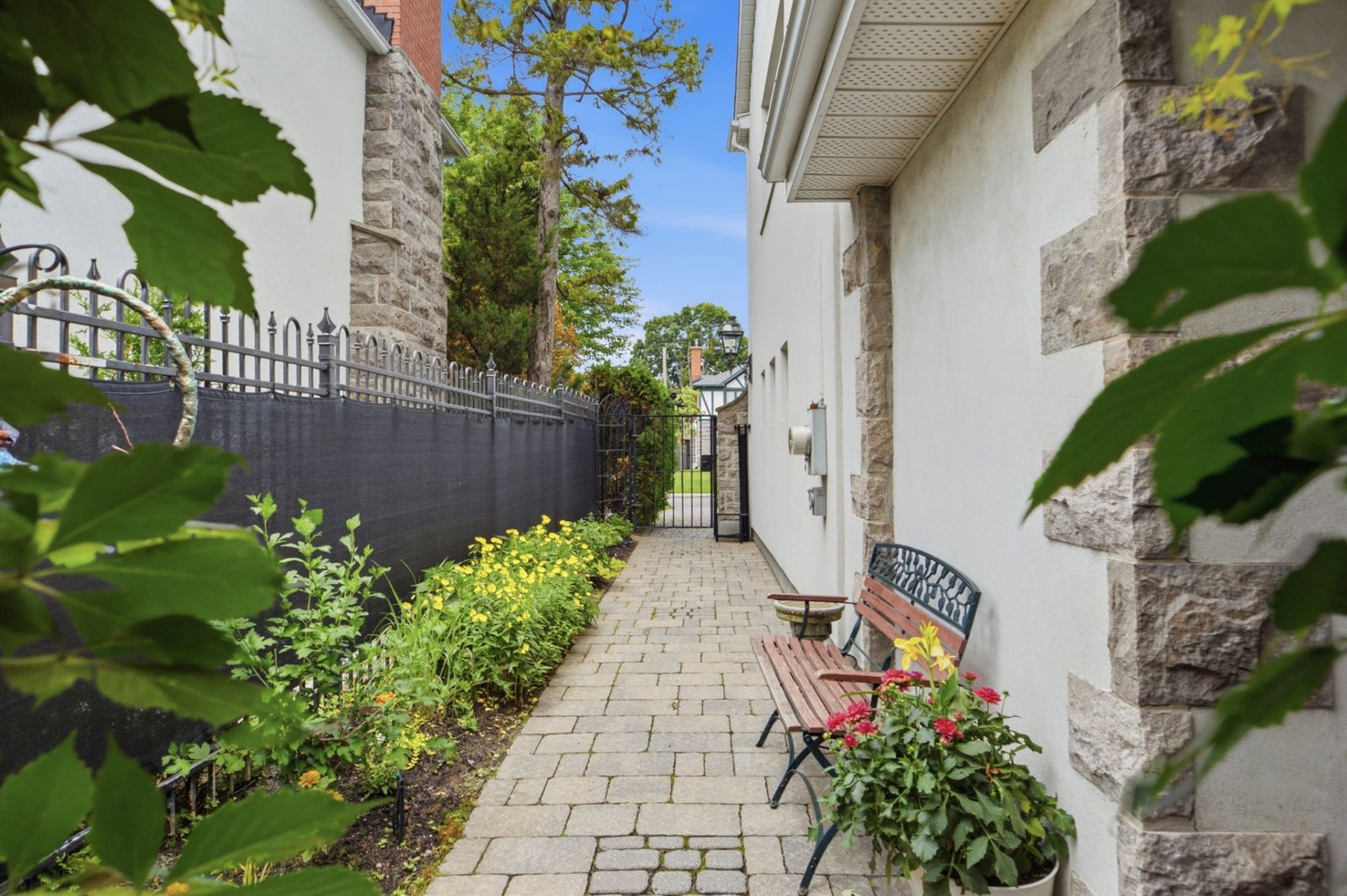 Photo — 428 Ch. Strathcona, Mont-Royal